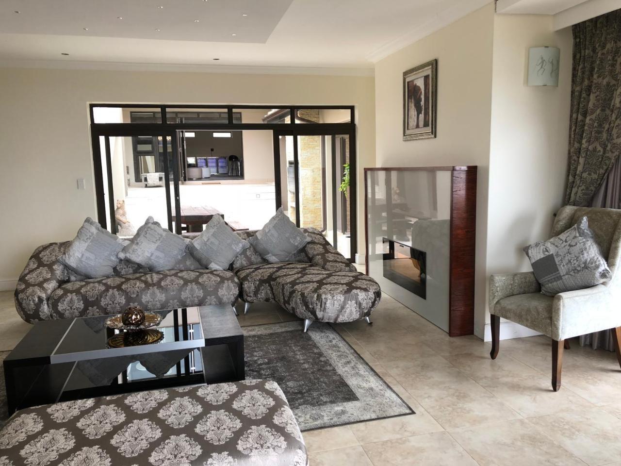 Coral Beach Bed & Breakfast East London Dış mekan fotoğraf