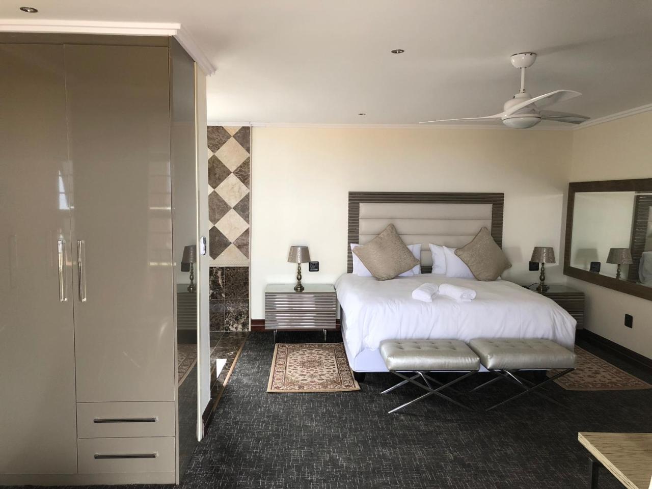 Coral Beach Bed & Breakfast East London Dış mekan fotoğraf