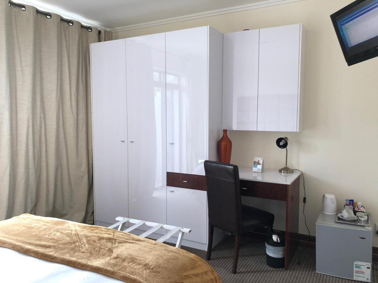 Coral Beach Bed & Breakfast East London Dış mekan fotoğraf