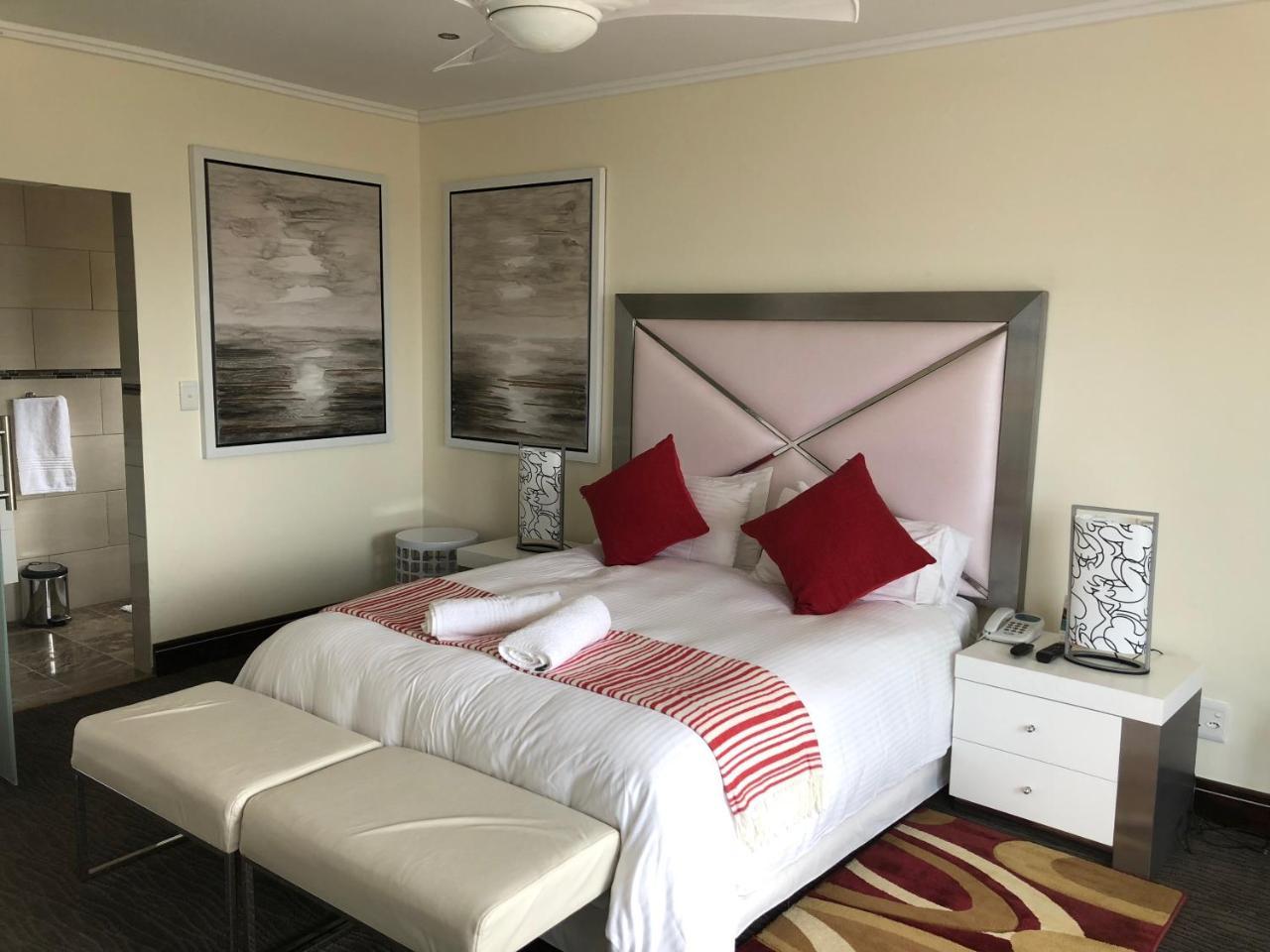 Coral Beach Bed & Breakfast East London Dış mekan fotoğraf