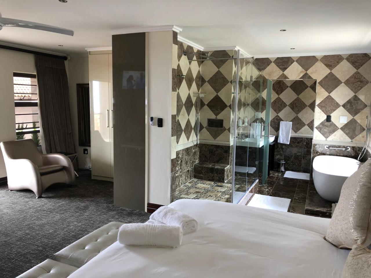 Coral Beach Bed & Breakfast East London Dış mekan fotoğraf