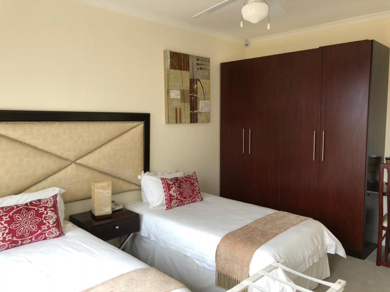 Coral Beach Bed & Breakfast East London Dış mekan fotoğraf